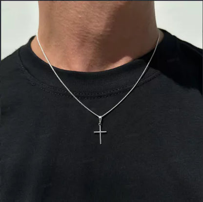 Colar Minimalista Com Pingente De Cruz , Joia Elegante Masculina , Presente Em Qualquer Ocasião